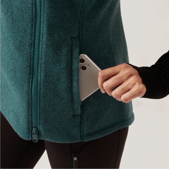 ATHLETA Stroll Fleece Moto Vest in Borealist Green (Teal) M NWT - Picture 13 of 14